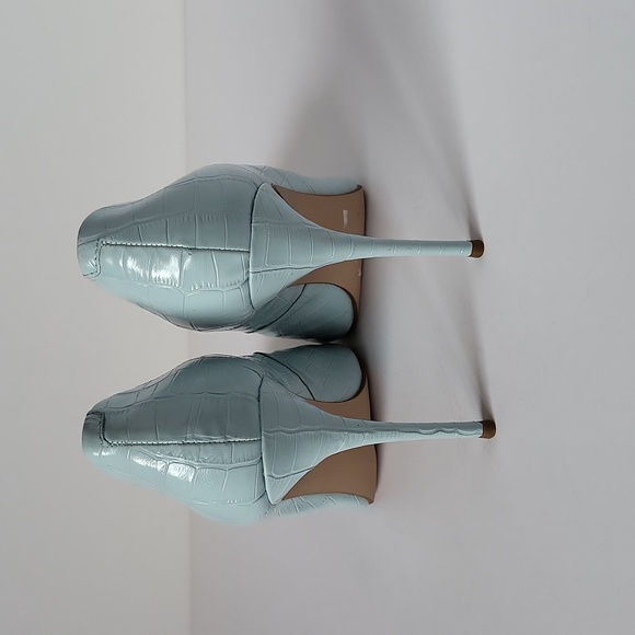 💃🏻Host Pick💃🏻 Steve Madden Daisie Crocodile Pumps - Picture 8 of 17